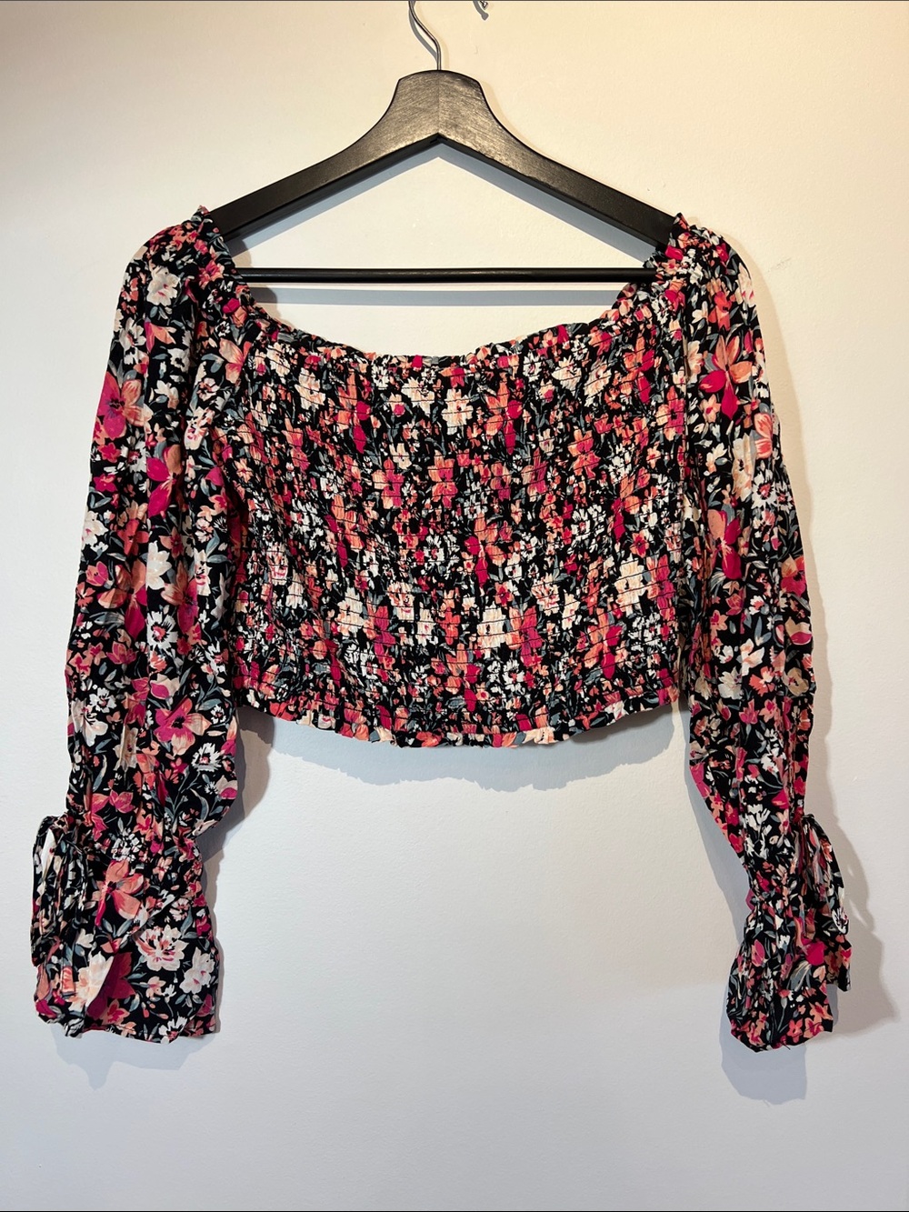 Dynamite Black Floral Smocked Off-Shoulder Crop Top